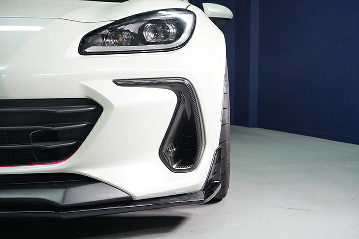 SUBARU BRZ【Type：ZD8】Drycarbon front side duct cover 2pcs /st747【for RHD&LHD】 - Image 3