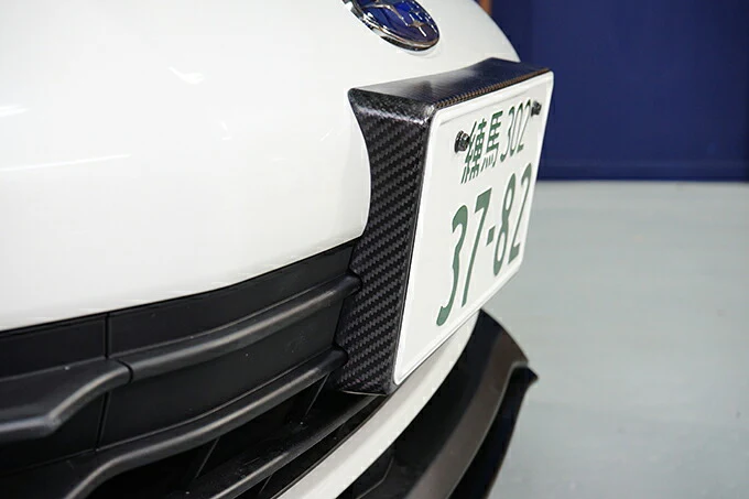 SUBARU BRZ【Type:ZD8】Drycarbon license plate mount 1pcs /st734【for RHD】 - Image 4