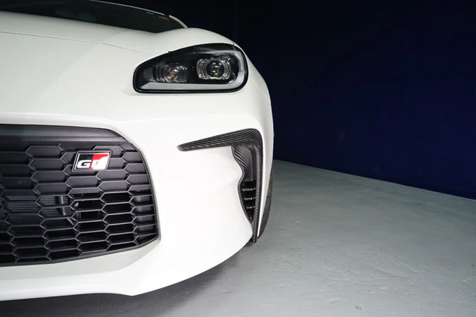 TOYOTA GR86 【Type：ZN8】Drycarbon front side ducts cover 2pcs /st751【for RHD&LHD】 - Image 3