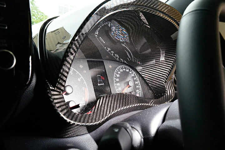 TOYOTA GR YARIS【Type：SERIES 10】Drycarbon meter hood cover 2pcs/st664-665【for RHD】 - Image 6