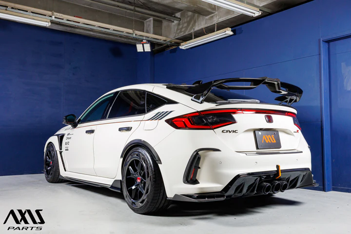 HONDA CIVIC Type R 【Type：FL5】Drycarbon Rear aero reflector cover/st1137【for RHD/LHD】 - Image 6